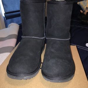 Youth UGG Australia Classic II Boots Black